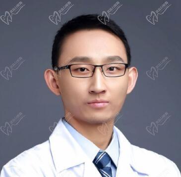 李精韜